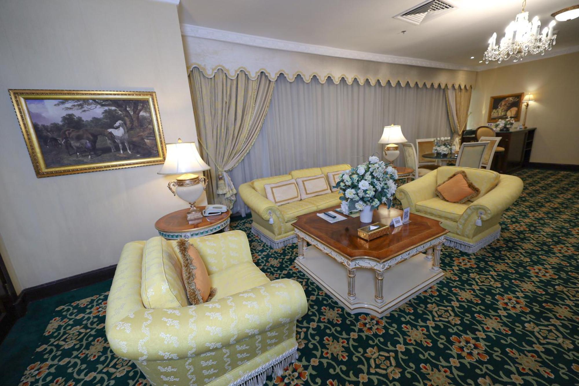 โรงแรมฮาบิแทต ออล สวีท อัล คอบาร์ อัลโคห์บาร์ ภายนอก รูปภาพ Presidential Suite